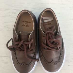 New Janie and Jack brown toddler shoes size 9